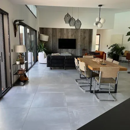D'architecte Moon Villa *